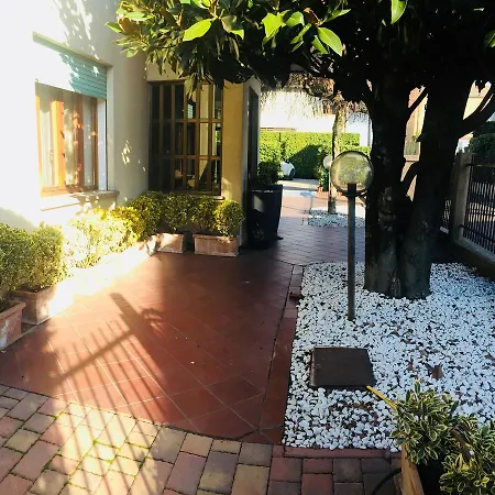 Caminhouse בית הארחה 3*